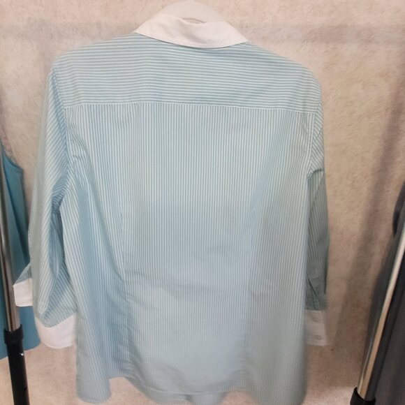 Teal Blue & White Pin Stripe Blouse XL Liz Claiborne - Picture 3 of 16